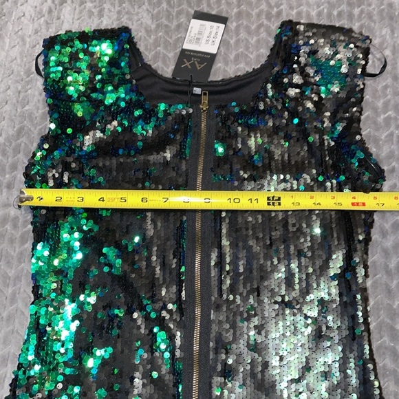 NWT AX Paris Iridescent Sequin Bodycon Dress. Size 14. Green/Black Sequins. - Picture 7 of 9